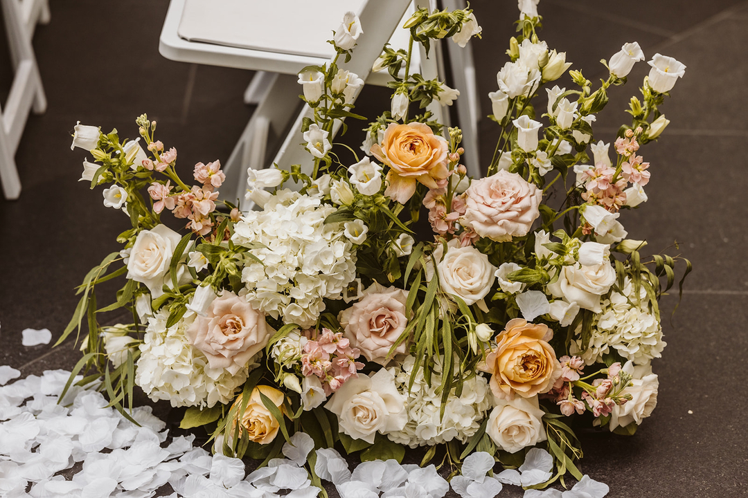 It’s all in those details… and aisle fit for a queen…
.
.
.
Pic @blkcoffeephoto
Floral @victoriangardens
.
.
.
 #KCweddingflorist 
#kcbride 
#wedKC  
#Kcflorist 
#weddingstylist 
#buildakcwedding 
#fineartflorals 
#FloralDesign  
#VGBlooms 
#Bransonweddings 
#StLouiswedding