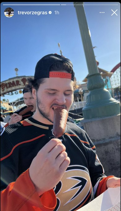 apathyduck tweet media