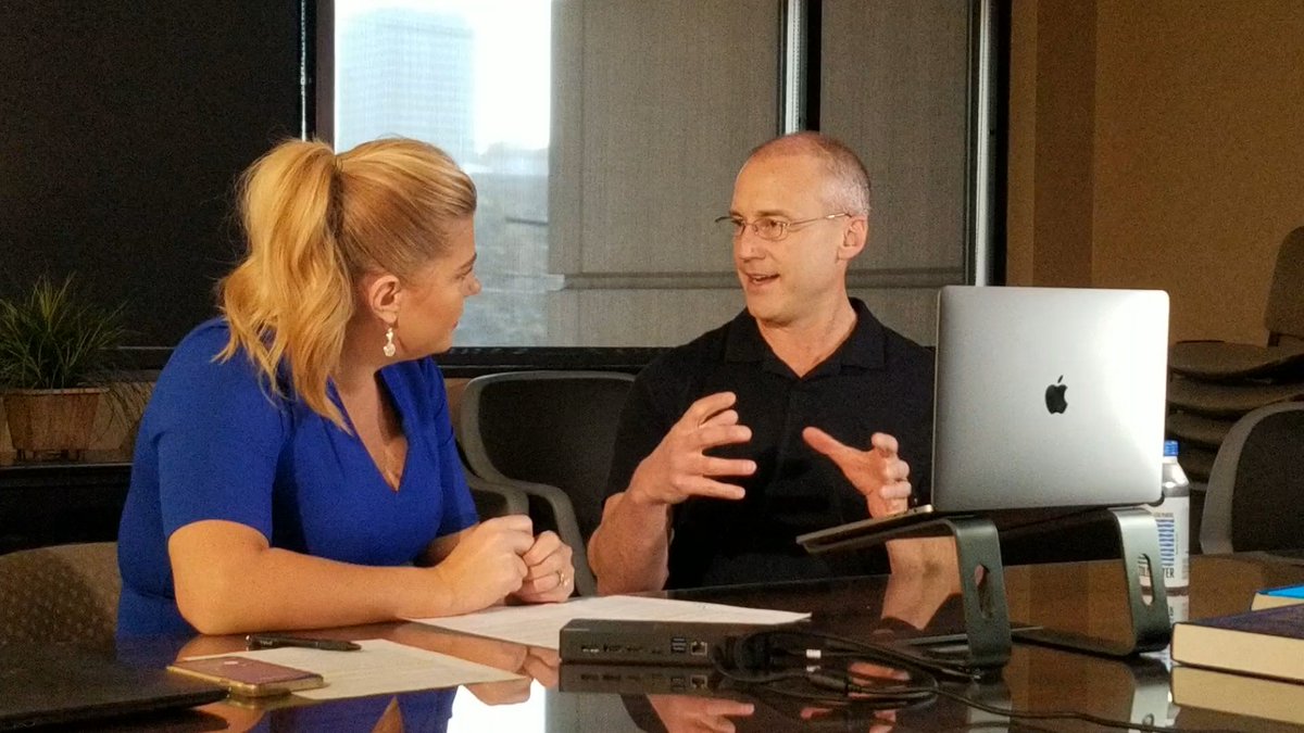 GlenBeebyNews's tweet photo. Adam Ballenger from @Intermountain LiVe Well Center in Park City doing a Facebook Live w/@KSLSharaPark on ways to set reasonable goals to improve health and wellness. @KSL5TV https://t.co/9uYgGdeVMo