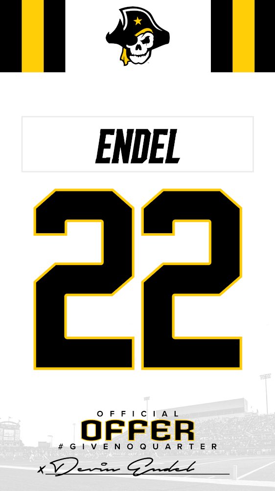 After a great conversation with <a href="/50plusPirate/">Coach Chip Killian</a>, I’m proud to announce that I’ve received an offer from Southwestern University! @Coach_Kraus @GlennGrizFB