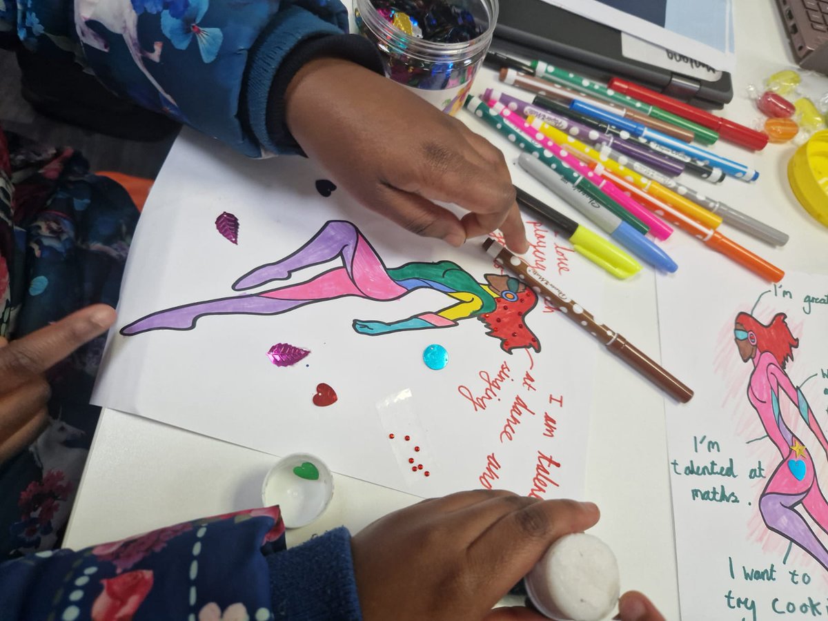 Sharing a brilliant session delivered by our Youth Champion volunteer🏅today! The theme was about #confidence and she was simply #inspiring! She talked with 6 kids about #overcomingfear, #anxiety and #negativethoughts. Great afternoon!❤️

#parentpoweruk