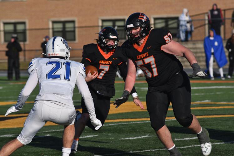 Tucker Kinney didn't play offensive line in high school. In two years, he's turned into an D-III all-region left tackle.

Sam Reyes came back for a fifth year and is reaping the benefits. 

A look at two linemen from the Q-C spurring Wartburg's success.

qctimes.com/sports/college…