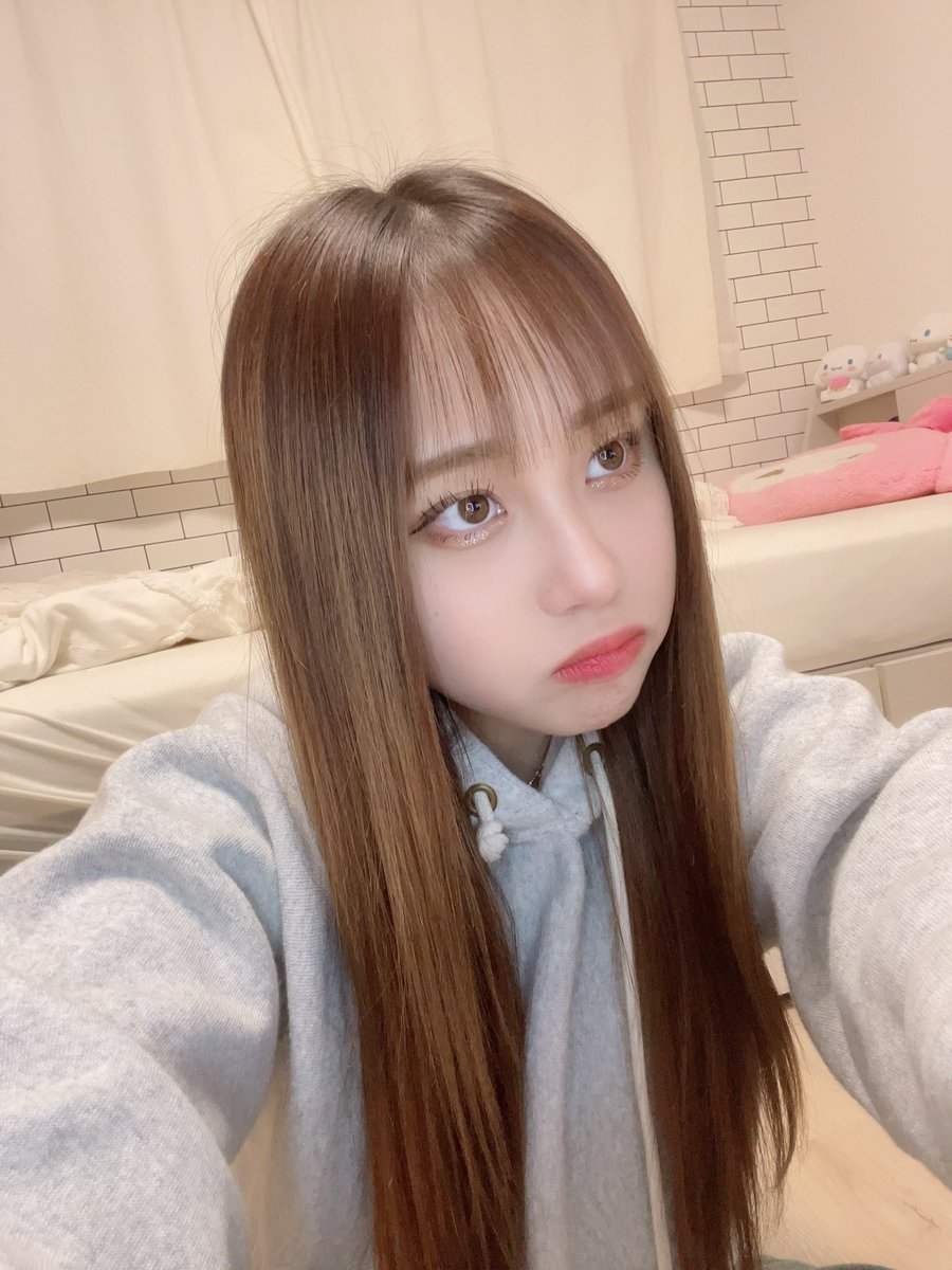 SBmpos06's tweet photo. て事で自撮りぽん https://t.co/yyKCM4K0so