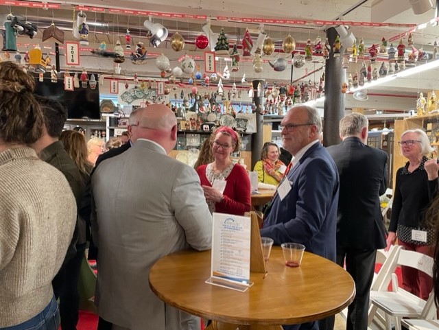 Thank you to everyone who came to our Annual Jingle &amp; Mingle event at Vaillancourt Folk Art last night! Here are a few recaps photos, enjoy! 

#jingle #mingle #jinglemingle #holiday #event #folkart #vaillancourt #sutton #community #blackstonevalley #chamberofcommerce #chamber