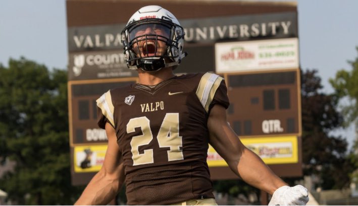 After a great conversation with <a href="/paytheprice619/">Vernell Price Jr</a> I am blessed to receive my second Division 1 offer from <a href="/valpoufootball/">Valpo Football</a> <a href="/Coach_RJG/">RJ Ghilarducci</a> 

<a href="/Coach_MikeM/">ᴄᴏᴀᴄʜ ᴍɪᴋᴇ</a> 
<a href="/KHard5one/">Kevin Hardy</a> 
<a href="/bhernyscoutguy/">Brian Herny</a>