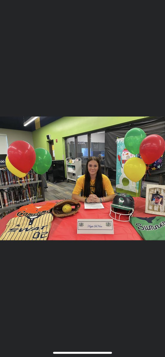 FNUSOFTBALL's tweet photo. Florida National University Softball had a proud &amp; celebratory day as 3 more of our 2023 incoming Freshman commits had their college softball signing day! Congratulations to ⁦Kayla Savana, Madison &amp; their families on a their special day. Welcome to the FNU Conquistador Family! https://t.co/UyKXrnfSNZ
