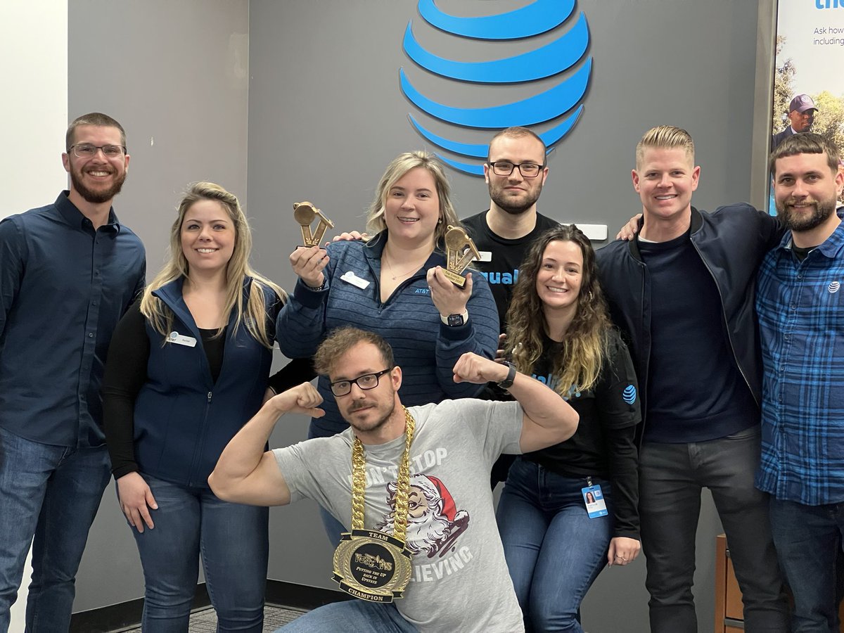 AshtenLord4's tweet photo. Dennis came with our championship chain and some trophy’s!! Super proud of my New Hartford location!! #1 YTD under ARSM, and DOS. Wouldn’t be possible without our fantastic leadership and hardworking reps!! @OneNYNJ https://t.co/7x20llmpNN