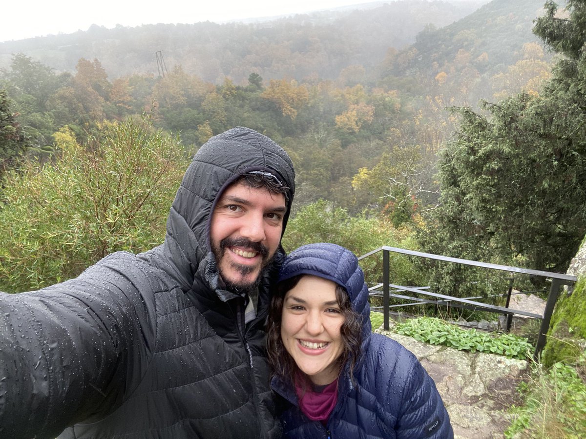 Juanjo_Acobi's tweet photo. 🍁🍂🌧¡Al loro, que no estamos tan mal! https://t.co/WYJiqcm2Zo