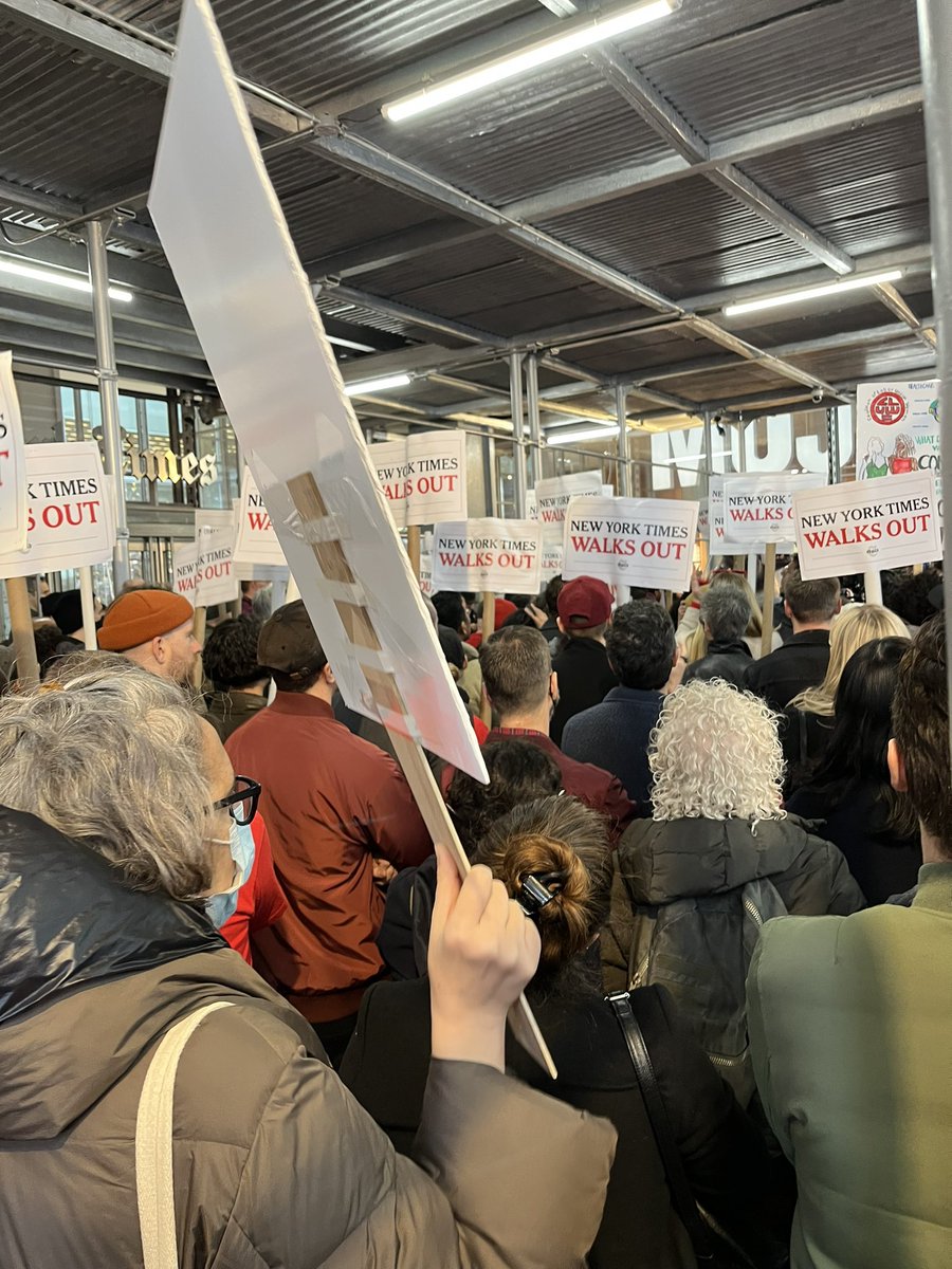 Sam Dean 🦅 tweet media