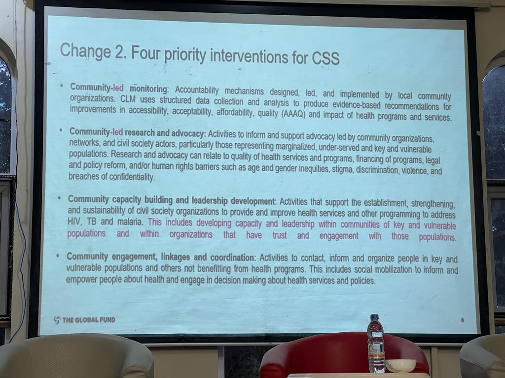 Knooliet's tweet photo. 4. In the meeting, @GlobalFund presented changes in community responses &amp; priority interventions for Community System Strengthening to be considered during #NFM4. @nsanzimanasabin @ZacheeIyakaremy @CMuvunyi @Rwanda_CCM @HindHassan_ @GBiraro @AndrewGasoziNtw #CommunityCentered👇🏽👇🏽 https://t.co/Ao91nIrPkH