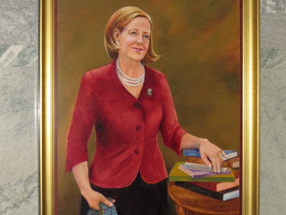 JackRHayden's tweet photo. This is the portrait that hangs in our Legislative Assembly of Alberta’s first female Premier. The ceremony for unveiling was private which saddened me. Politics at the time, toxic.
Today our second female Premiers portrait won’t be attended by our third. I’m again saddened. https://t.co/WVLsMkcP2l