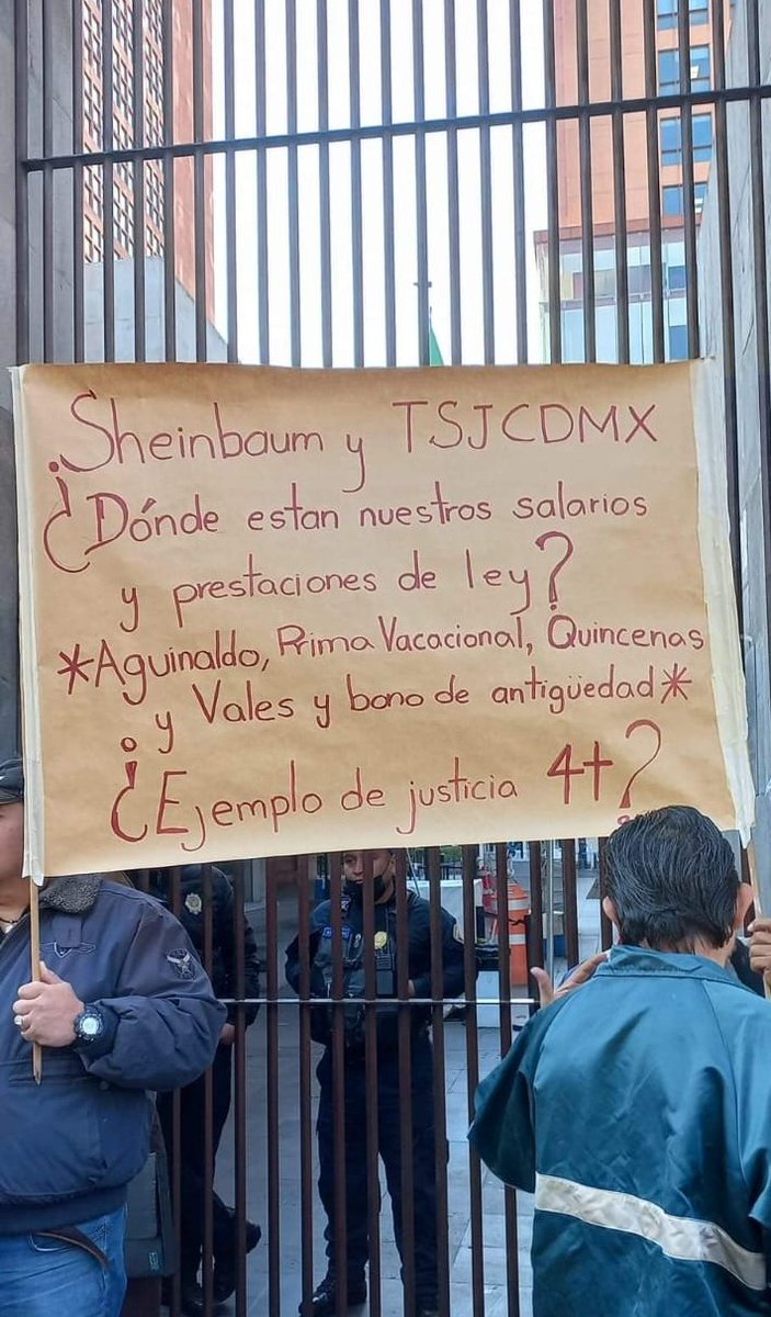 ¡NO HAY JUSTICIA EN LA CDMX!

Por negligencia de #EsClaudia, se pararon labores en juzgados, no hay audiencias, ni pagos de alimentos, ni pruebas periciales.

No hay para salarios, pero sí para propaganda ilegal de la regenta.

Ya renuncia <a href="/Claudiashein/">Claudia Sheinbaum Pardo</a> deja de dañar a la CDMX.