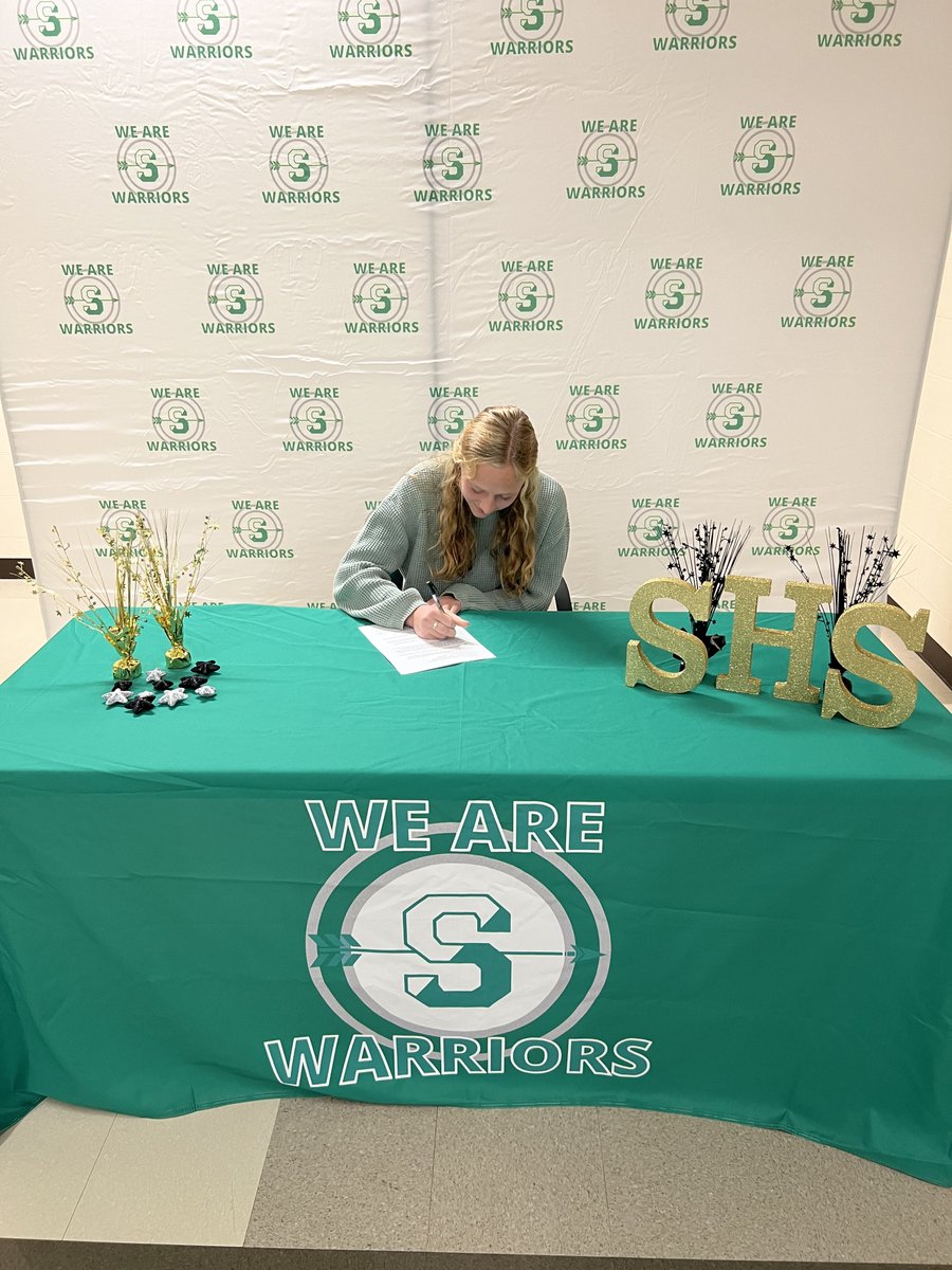 Smithville Senior Abbey Crim signed a pledge to be drug free her senior year. Abbey is on Student council and plays soccer and basketball at SHS.