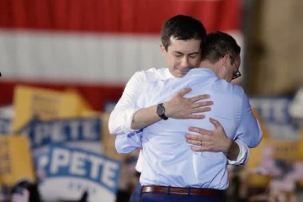 goRubenRuben's tweet photo. Oralé Gay Marriage Act passed
Congress goes to President Biden for his signature codifying into the law of the our homeland. Si Se Puede
#GayMarriageAct #IdoDeclare #Ido #WillYouMarryMary #lgbtqia President Joe Biden @POTUS @PeteButtigieg https://t.co/3WmgsqPUXY