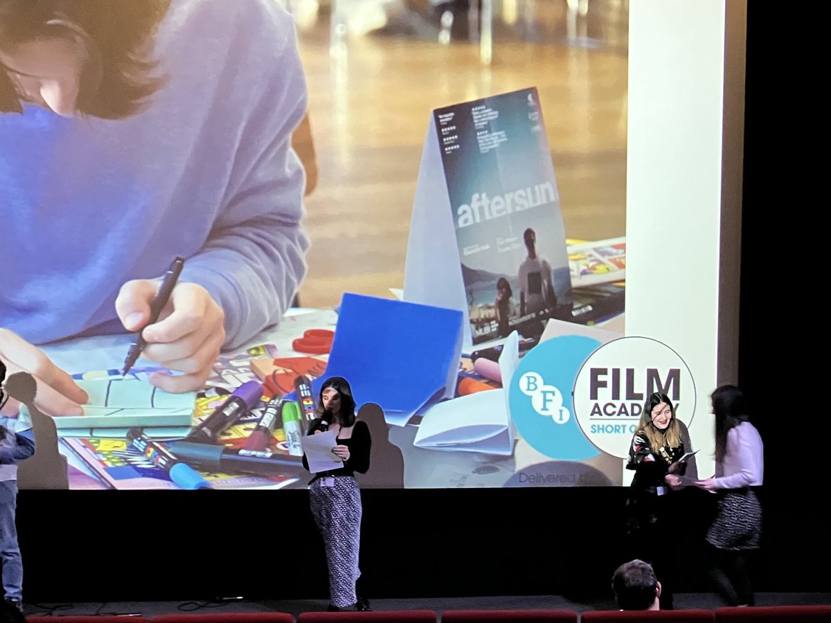 Very proud of ⁦<a href="/flissperry_/">fliss 🎞</a>⁩ always, but especially tonight as she graduates from ⁦<a href="/BFI/">BFI</a>⁩ academy for young people ❤️🎬🍿🎥