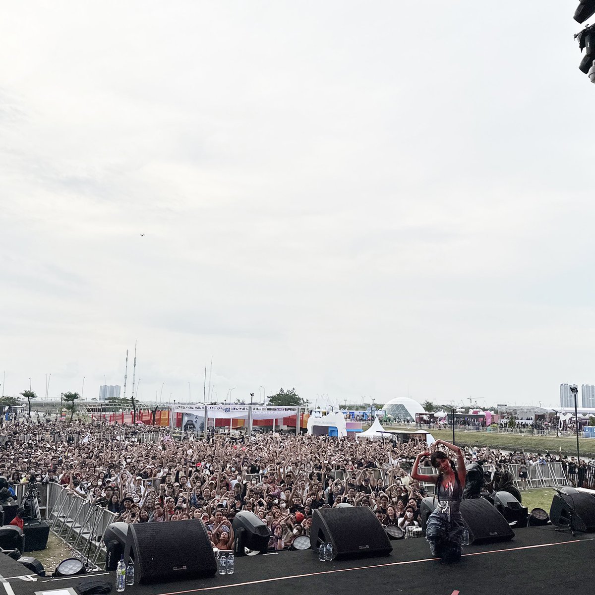 cuuhngha's tweet photo. HITC in Jakarta❤🤍❤🤍
Thank you for having me🤟🏻
aku cinta kamu❤ https://t.co/XwSlEaHWQG