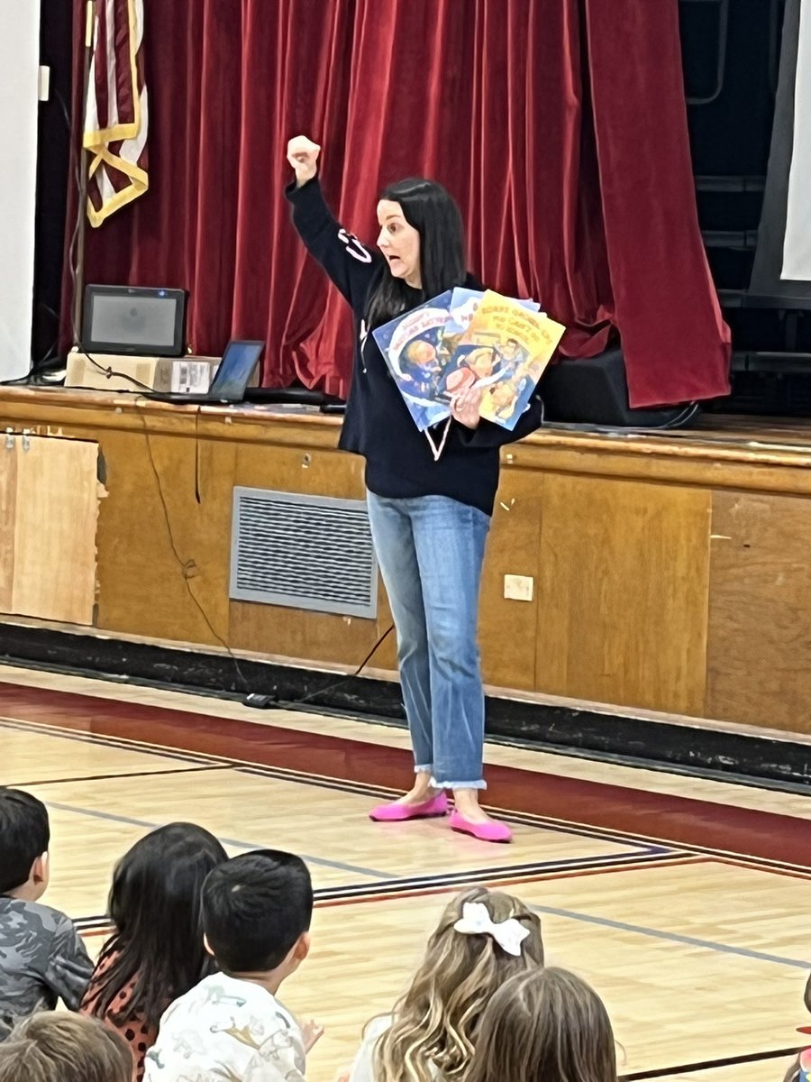 RPS_Somerville's tweet photo. How fortunate we are to welcome special RPS alum, Christina Sharkey Geist to share her special books with K/1 this afternoon. #TeamSomerville https://t.co/QQinpqh4xC