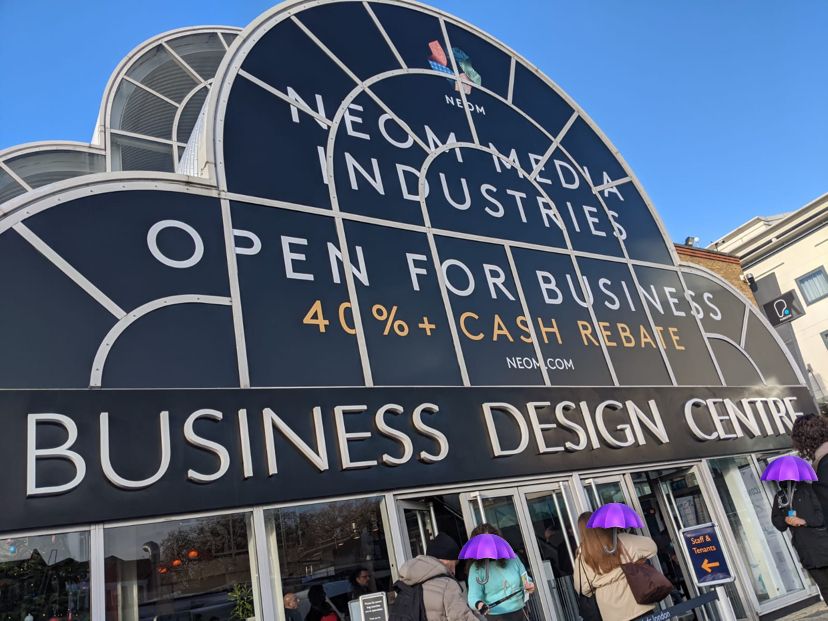 Sam and Kaitlyn had an amazing time at @tlgfocus this week! We caught up with familiar faces (new, old, and finally in person!) as well as meeting new talent.

Until the next event, networking opportunities, and happy hours!
#networking #openbrolly #focus2022 #event