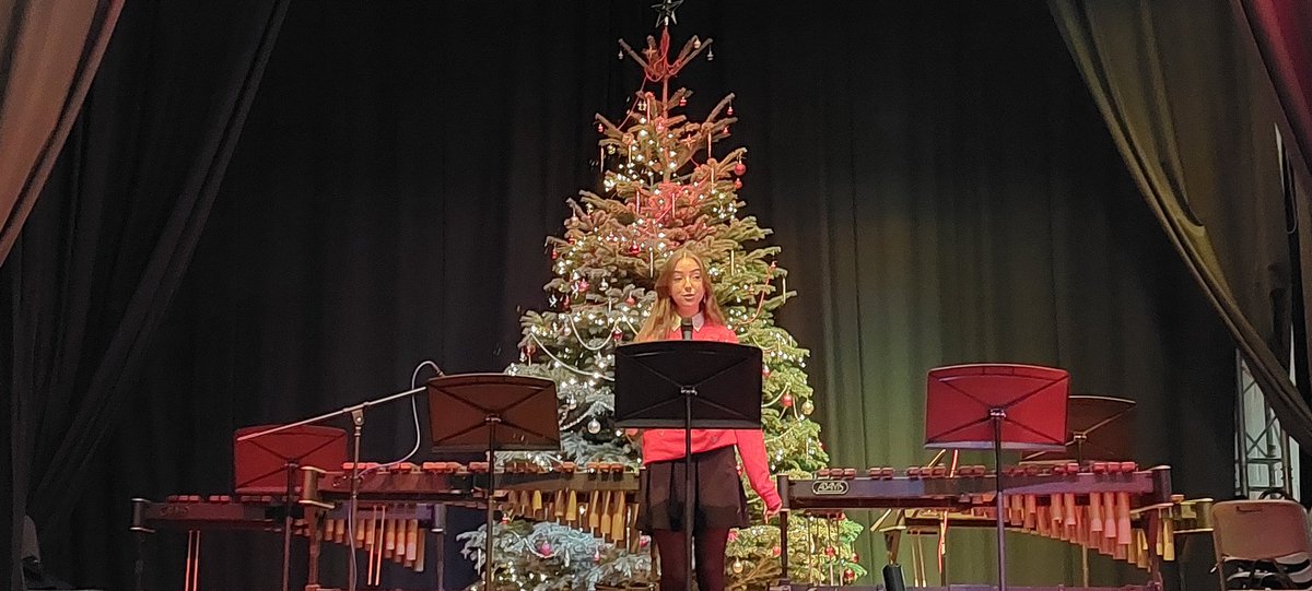 CathkinHigh's tweet photo. What could be better on a cold winter's night than celebrating our wonderful musical talents in the school. It's great to have our Christmas concert back. https://t.co/Ly488ymzXp