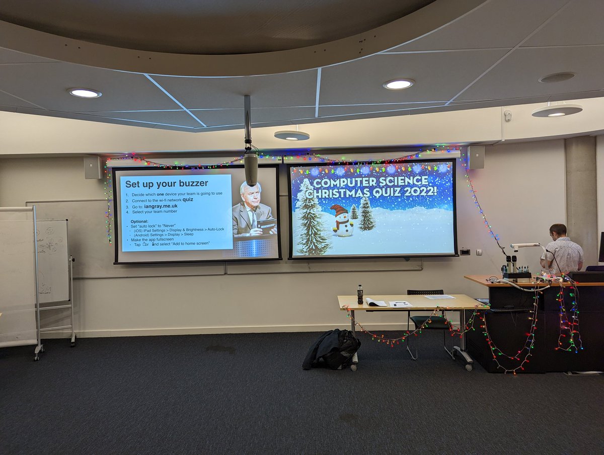 All set for another  <a href="/UoY_CS/">UoY Computer Science</a> quiz with the tech master <a href="/_iangray/">Ian Gray</a>. It's going to be huge!  #csxmasquiz