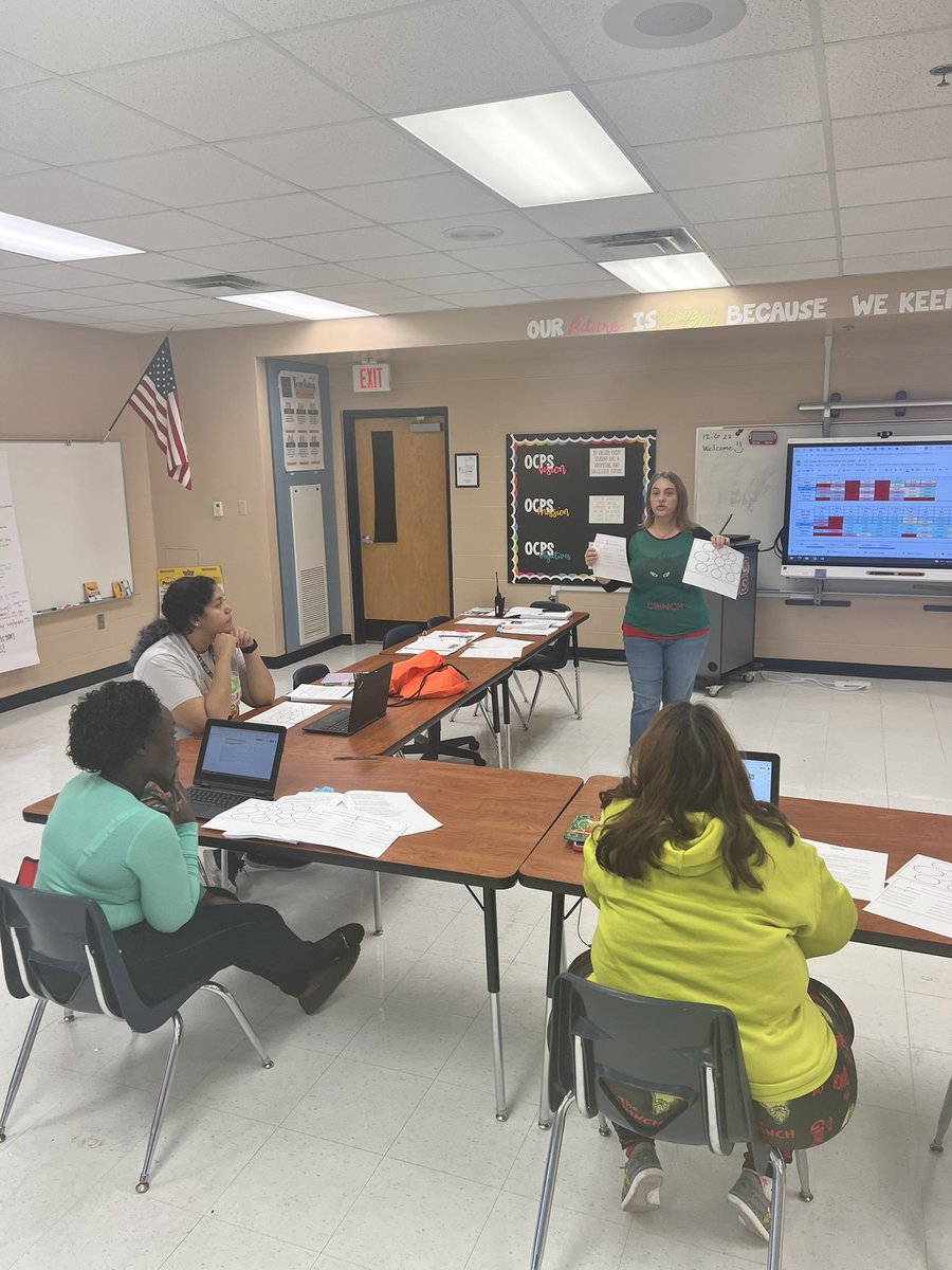 RachelM0tt's tweet photo. Today at PLCs we took a deep dive into data and explored how we can utilize thinking maps in our upcoming unit!! @SadlerOCPS #sadlerstrong https://t.co/0zWHyHGBMB