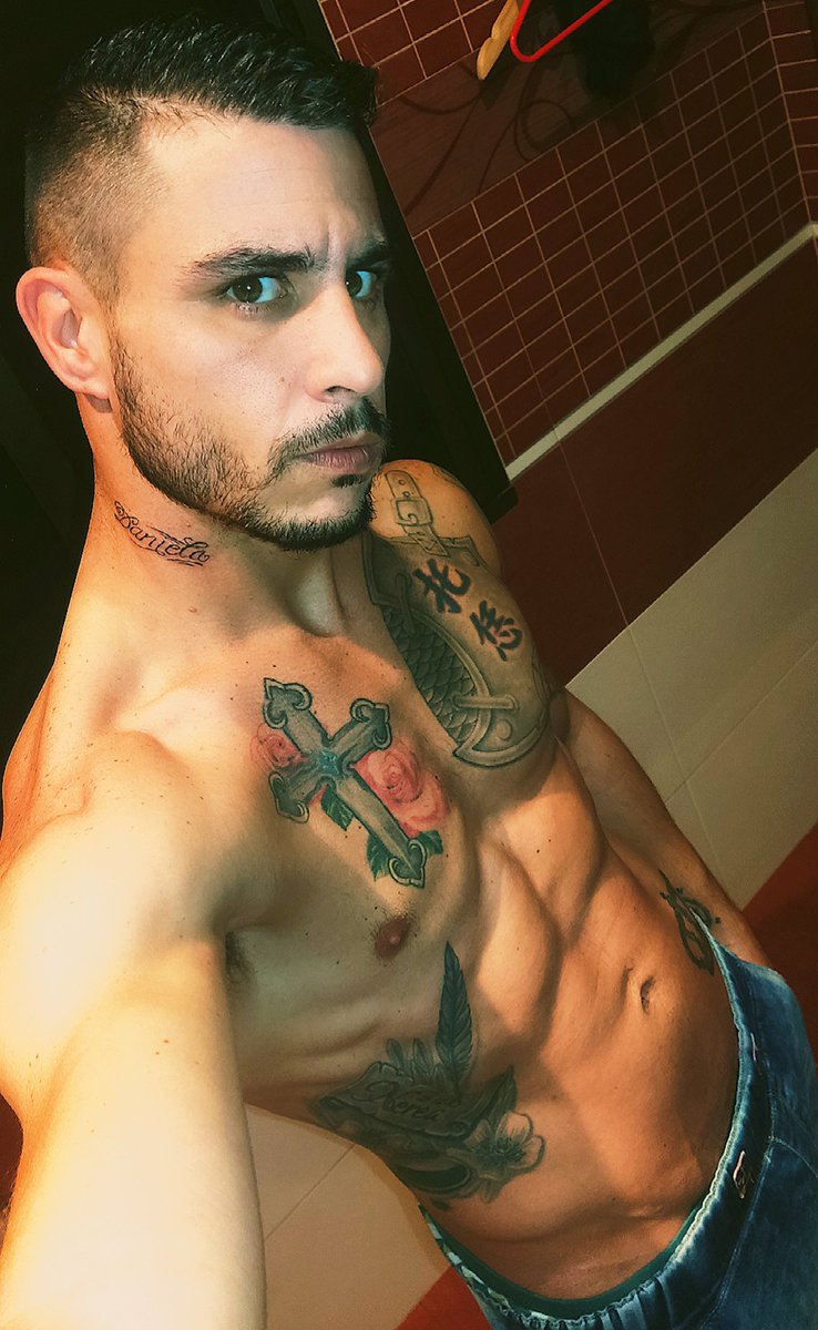 El_yuma2's tweet photo. Mi nuevo tatu🥰🥰🥰 https://t.co/5fyTuYGhMK