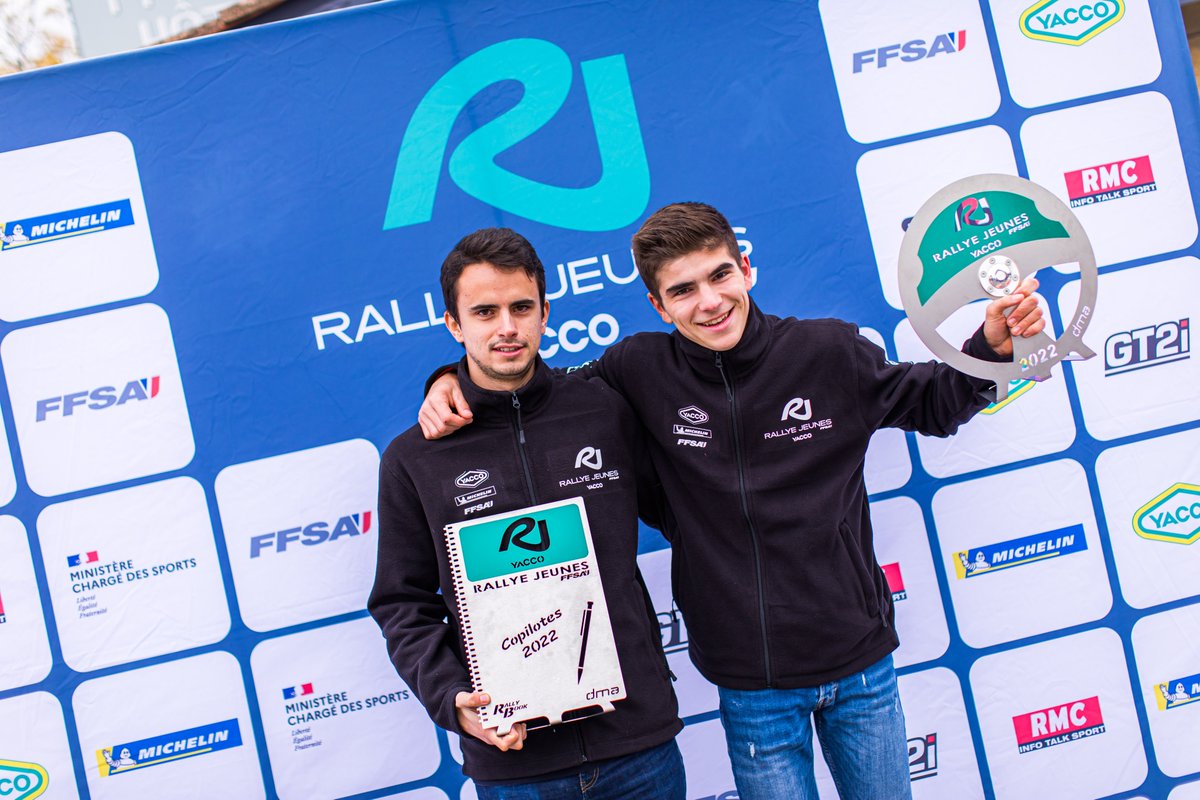 BRAVO à Maxence Potard (pilote) et Pierre Delorme (copilote) qui remportent la finale @RallyeJeunes 2022 🌟

Ils formeront la saison prochaine le nouveau duo du Team RJ 🟡🟢 en Stellantis Motorsport Rally Cup !
