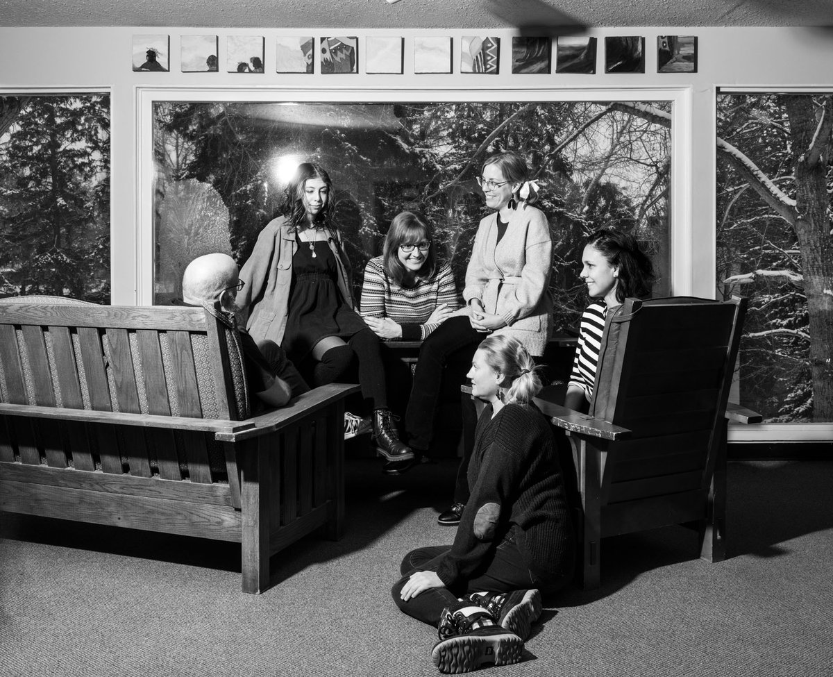 @derekbeaulieu <a href="/JaniceinBanff/">Janice Price</a> <a href="/Casey_Peirce/">Casey Peirce</a> Enjoy our latest #nowandthen re-creation with current Banff Centre staff. The original "then" black and white photo still hangs on the wall to the left in Vinci. (2/2) #TBThursday