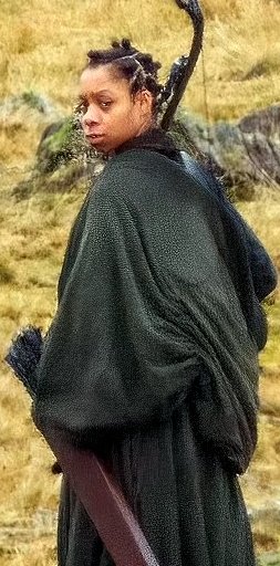 InformeBothan's tweet photo. Podemos observar también a una actriz caracterizada de lo que podría ser una zabrak, así como otras ¿guerreras? ¿acólitas? https://t.co/UcldXUPyUM