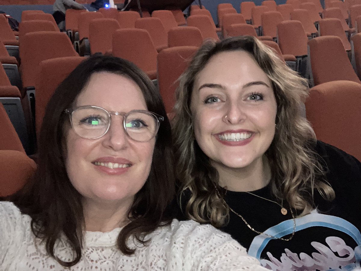 Dress rehearsals just about to start for #JackandTheBeanstalk <a href="/LimeTreeTheatre/">Lime Tree Theatre</a>  👏👏👏👏👏 we are super excited <a href="/SadhbhMcCoy/">Sadhbh McCoy</a> ❤️