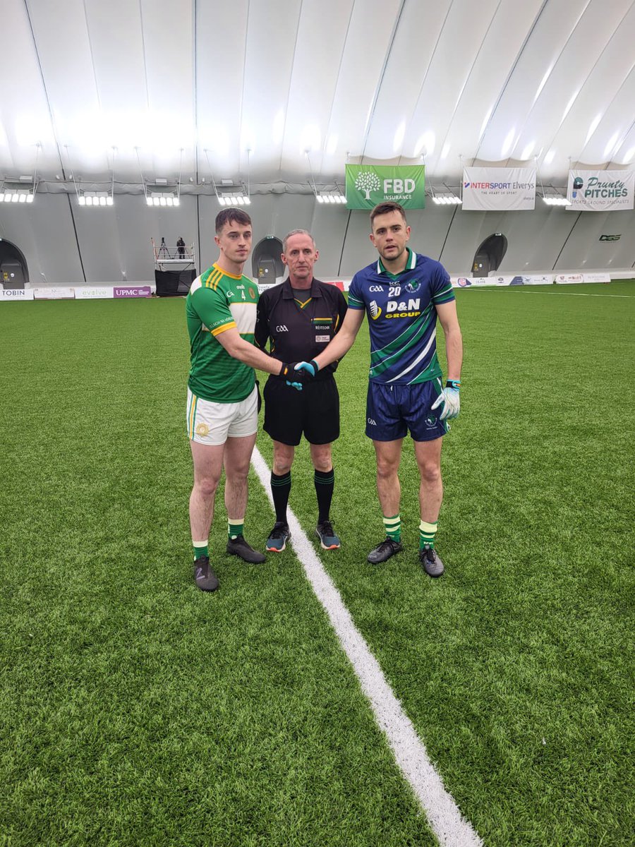 DFgaelic's tweet image. A great finish to an unbeaten year against An Garda Siochana today in NUIG Connacht GAA Air Dome @defenceforces  3-11 @gardainfo 0-10 #team #bandofbrothers #moraleandespritdecorps #bemore