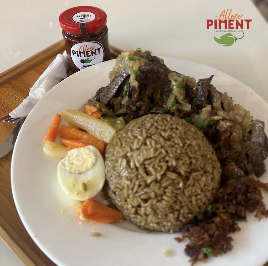 À nous le goût 😋, à vous la vue 👀

Découvrez ou faites découvrir les saveurs <a href="/alloco_piment/">Amara</a> à vos proches avec les minis formats, idéals comme cadeau de Noël. ✨
Pour toute commande contactez-nous au 📲 : 225 0768660583

#allocopiment #madeinciv #ivorianfood #food #piment