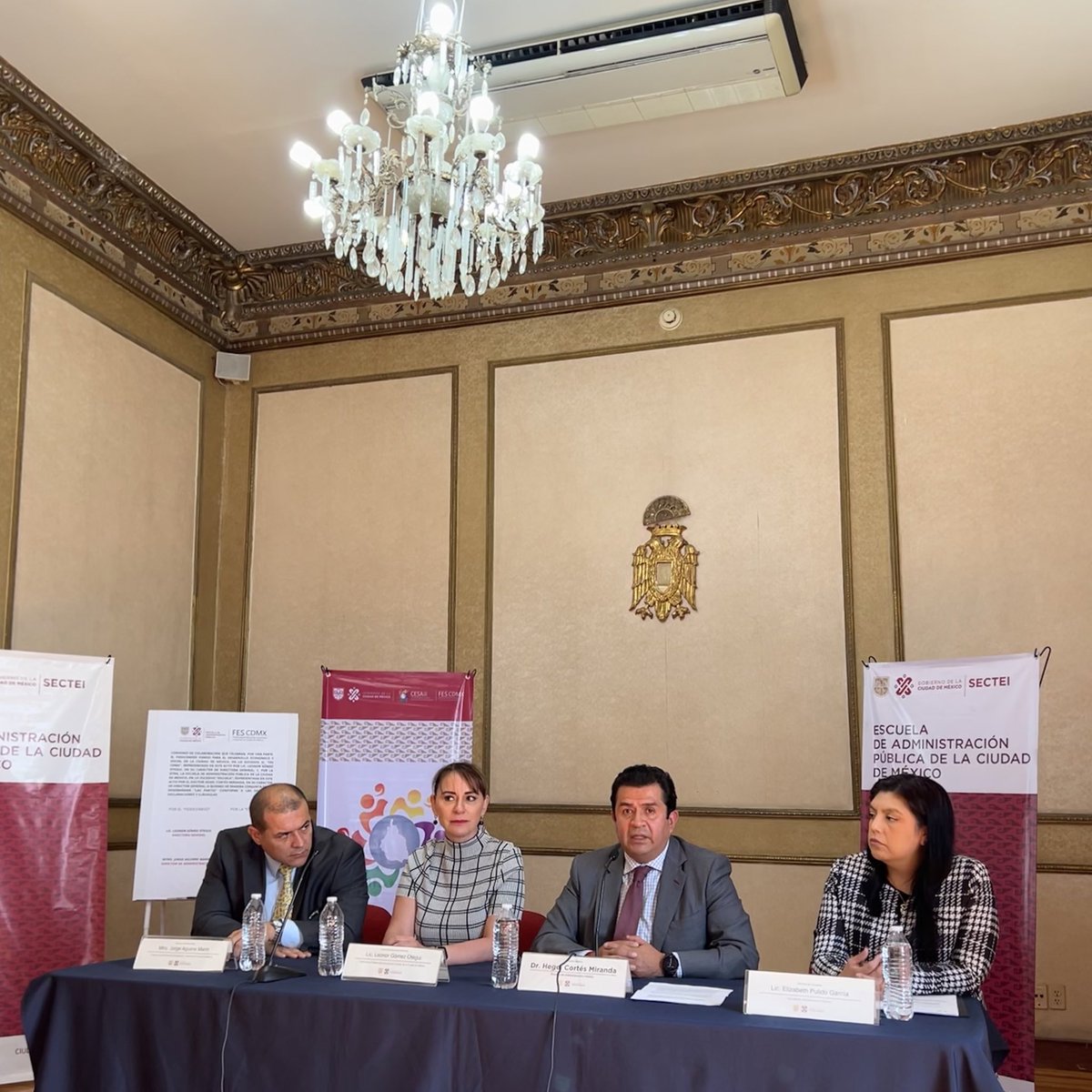 HegelCortes's tweet photo. Firmamos el convenio de colaboración junto a la Directora General del #FESCDMX @OteguiLeo, para impartir un curso de Derechos Humanos y de Introducción a la Gestión Integral del Riesgo de Desastres para las personas servidoras públicas adscritas al FES CDMX. https://t.co/nEXF394K1v