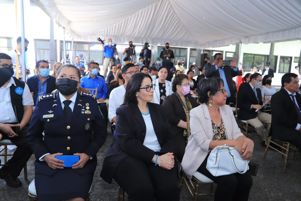 Impacto de las Tensiones Personales de Luis Redondo en la Política