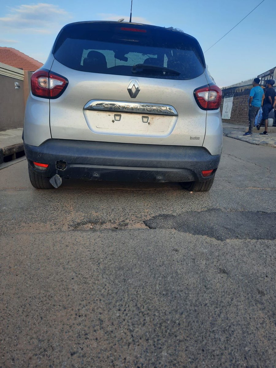 SparesRenault's tweet photo. 🚨🚨2017 Renault Capture stripping for spares 🚨🚨
in klipspruit soweto

Call 083 347 5915 for more information about all Renault spares 

(065 163 7723) WhatsApp number 

#RenaultAustral 
#Renault #capture #strippingforspares
#Renaultcapture https://t.co/lcYa79IKI1