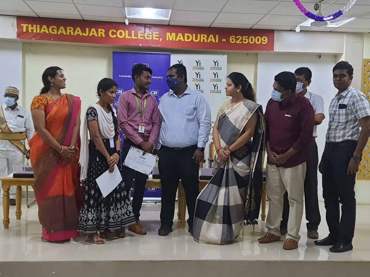 Mohan_R_offl's tweet photo. #OTD2021, Won 2nd PRIZE (Rs.10,000) for Solar Trolley from the Madurai Collector @aneeshani in the #AARAMBAM Start-Up contest, 7th Edition organized by @YiTweets &amp; @thenativelead .

#achievement
#nativelead 
#youngindians 
#Madurai
#Mohan
#psyecell
#cfie
#MBA
#IEV
#EEC
#Excel https://t.co/PfoF93MObN