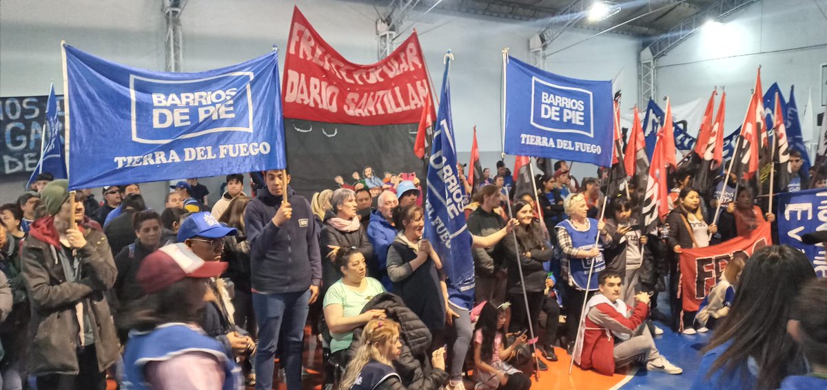 UtepTdf's tweet photo. Rio grande 

UTEP TDF 

Jornada nacional de asambleas..

No se ajusta desde abajo 
#utep https://t.co/2ZzVM4VJfg