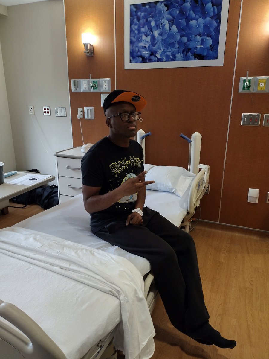 TheAs2UtEOne's tweet photo. Been gone for a minute. Still working on math. Semester winding down among other things. I was diagnosed with a mediastinal large b-cell lymphoma earlier this year. Happy to say I am reaching the end of my treatment plan. (Last round of chemo today...finally!). https://t.co/bZkuvaaX35