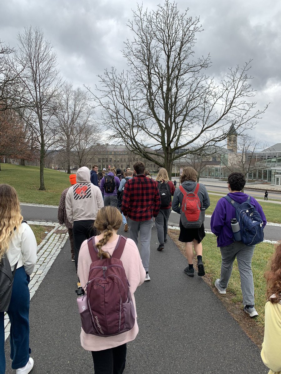 EveVavagiakis's tweet photo. Our fourth Cosmology Day was a big success! This year we had 35 students from Cortland HS and added a tour of the CubeSat lab. Thank you to everyone who volunteered to give talks, speak on the panel, and give lab tours! 🌌 https://t.co/9URWGcihBI