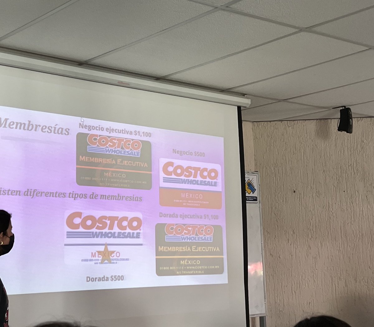 lucilakenny's tweet photo. @costco_mexico deberían darle un reconocimiento a mis alumnos que hicieron una presentación sobre Costco y sus beneficios 🤩 https://t.co/SpJRyzmrIr