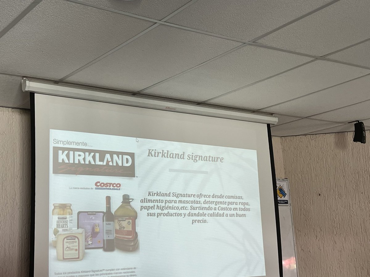 lucilakenny's tweet photo. @costco_mexico deberían darle un reconocimiento a mis alumnos que hicieron una presentación sobre Costco y sus beneficios 🤩 https://t.co/SpJRyzmrIr