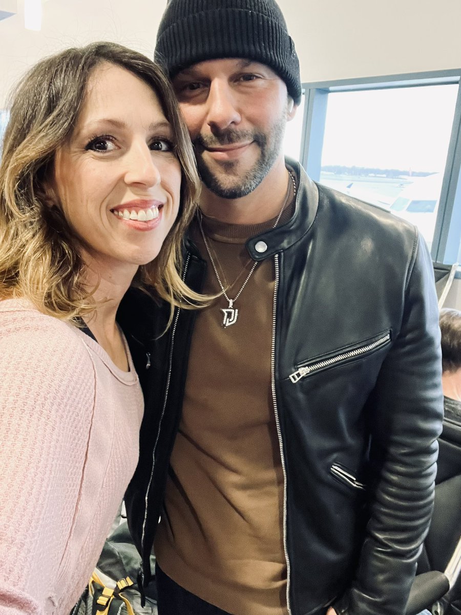 mobilitychick's tweet image. Hey Virginia coaches… @DeJohn_5 and I are coming for ya!  #vbca
@VBCA2018 

@coachmerry