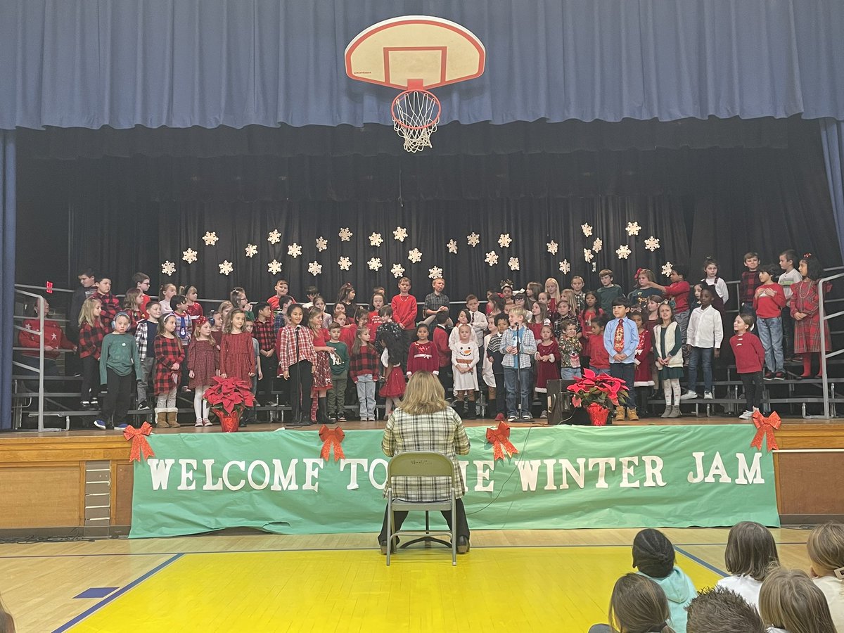 Winter Jam Concert !!! Our second grade students helped everyone get in the Holiday Spirit.  Thank you to Mrs Madensky, our music teacher!!! <a href="/wearetrschools/">Toms River Regional Schools</a> <a href="/EDEPrincipal/">Matthew H. Gray</a>