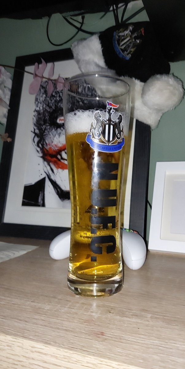 Well, that was fun. Cheers! 🍻
#NUFC #PlayLikeAlmiron