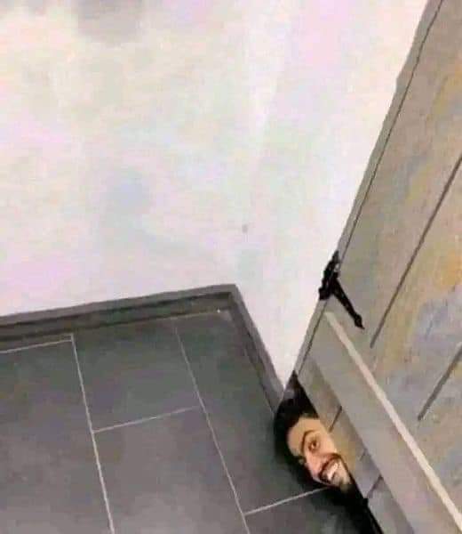 معلش يا افندم البنطلون اللي بتقيسه غلي ١٠٠ جنيه دلوقتى 🤦‍♂️