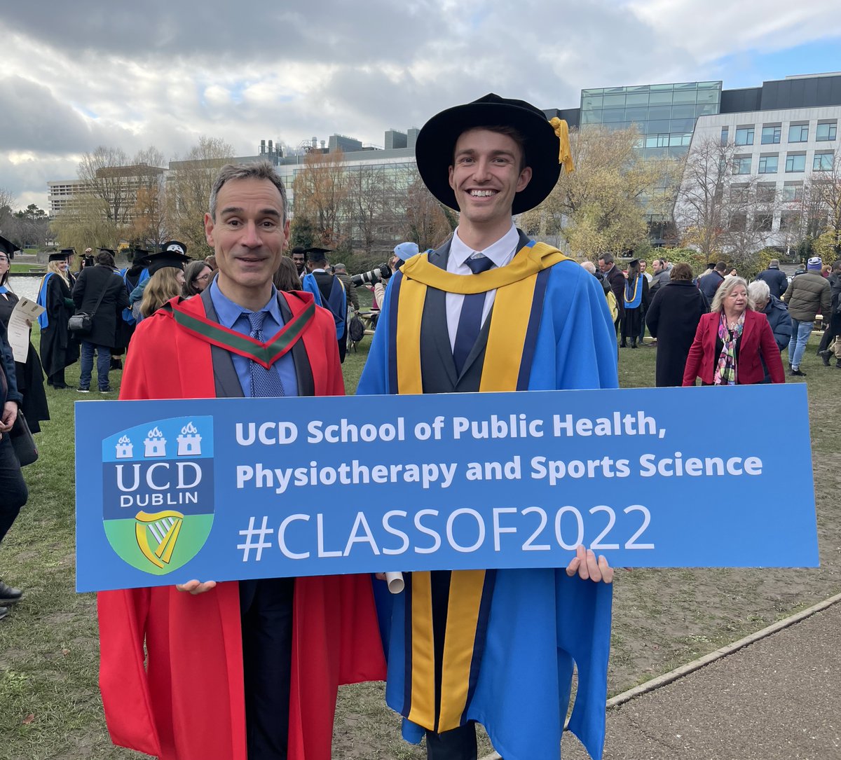 ucd_sphpss's tweet image. Congratulations to Jedd Pratt who received his PhD today from UCD School of Public Health, Physiotherapy and Sports Science 👏🎓
#Classof2022 #PhD #Graduation2022 #UCDSPHPSS