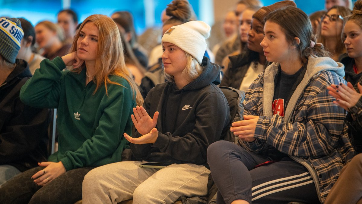 WOW! Thank you <a href="/FIERCEathlete1/">FIERCE Athlete</a> Samantha Kelley for teaching our Marauders female student-athletes about building strong identities, being motivated by freedom, and developing holy mental toughness. #HooksUp #LifeAtMary