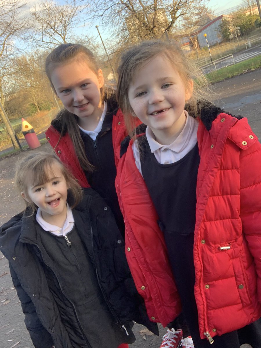 AntoninePrimary's tweet photo. Our winning House of the Month was…🟡Topaz!🟡The children enjoyed an extra play this afternoon as a treat! Well done to all! 🔴🔵🟢🟡 ⭐️💫#AgentAimHigh https://t.co/6Mxpyhl1YL