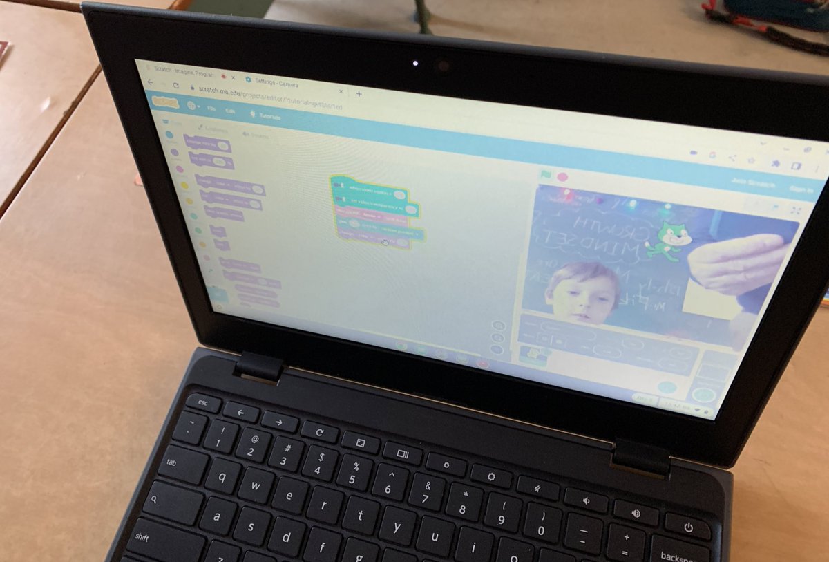 RCDSBIT's tweet image. The 2022 #HourOfCode @RCDSB is a great success! Over 100 K-12 classes and 2500 students. A big thank you to @buffone_pino for launching our sessions with some impressive coding #RCDSBCodes