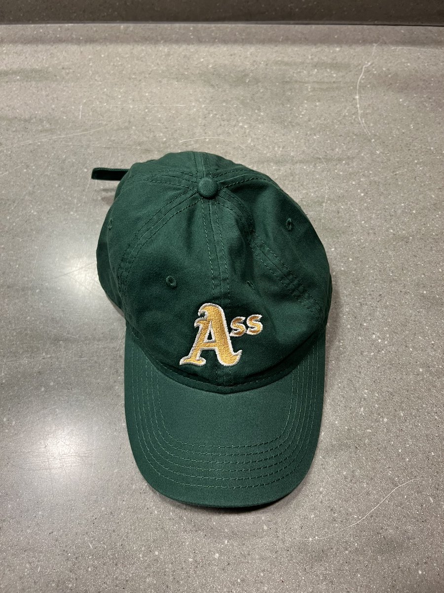 EXCLUSIVE OAKLAND MERCH ONE NIGHT ONLY